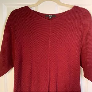 Uniqlo “Ribbed Pullover Short sleeved Sweater” Size M Burgundy